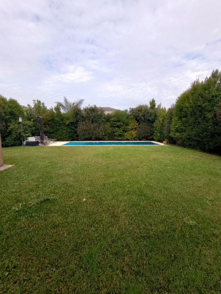 Venta Casa 3 Dormitorios y Escritorio en Nordelta Barrio Los Alisos