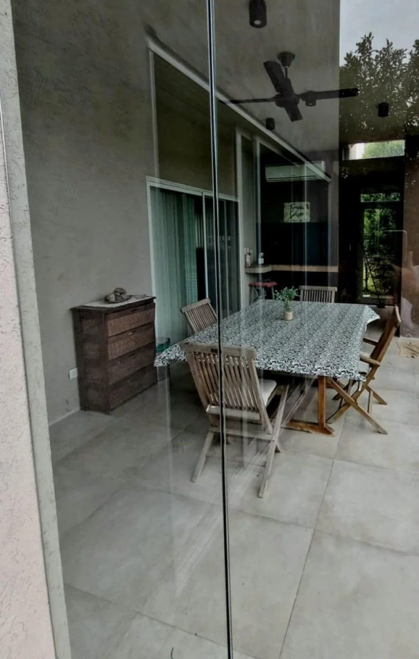 Venta Casa 3 Dormitorios y Escritorio en Nordelta Barrio Los Alisos