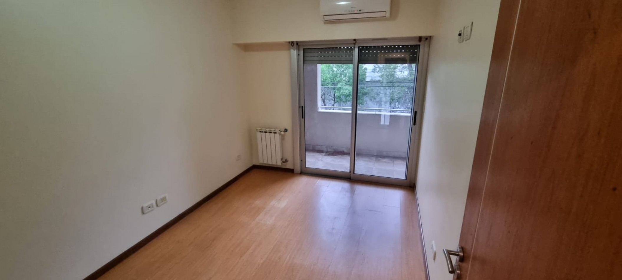 Alquiler de Hermoso Departamento De 4 Ambientes