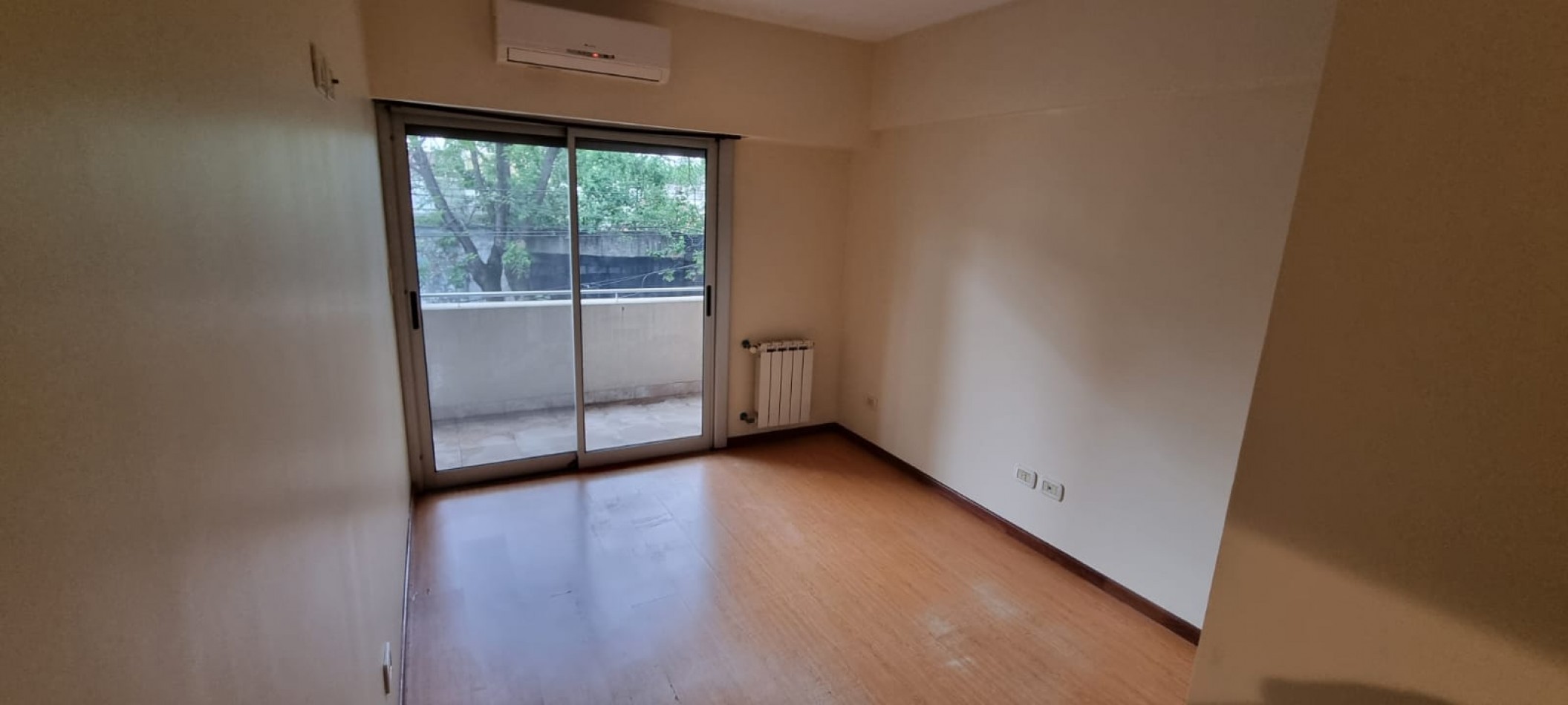 Alquiler de Hermoso Departamento De 4 Ambientes