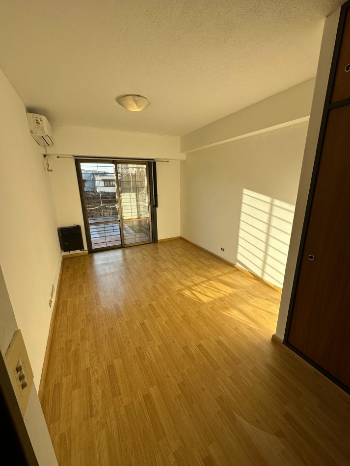 Venta Departamento 3 ambientes en San Isidro