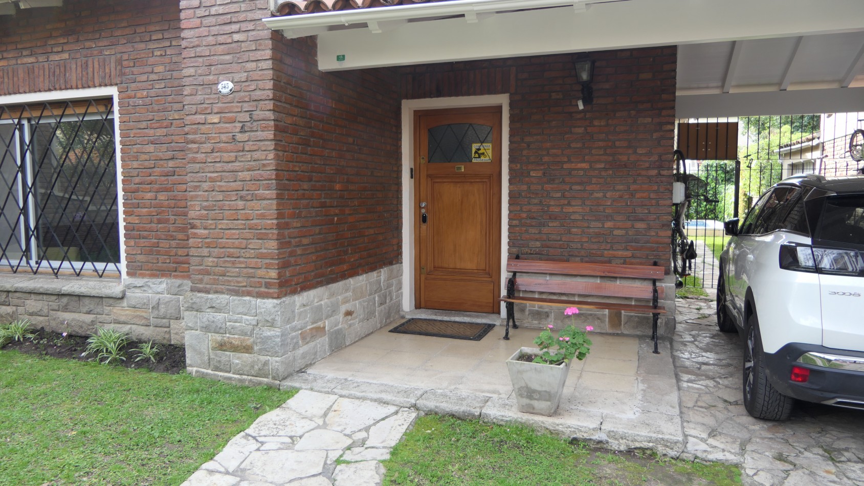 Venta casa 3 dormitorios con Pileta en San Isidro