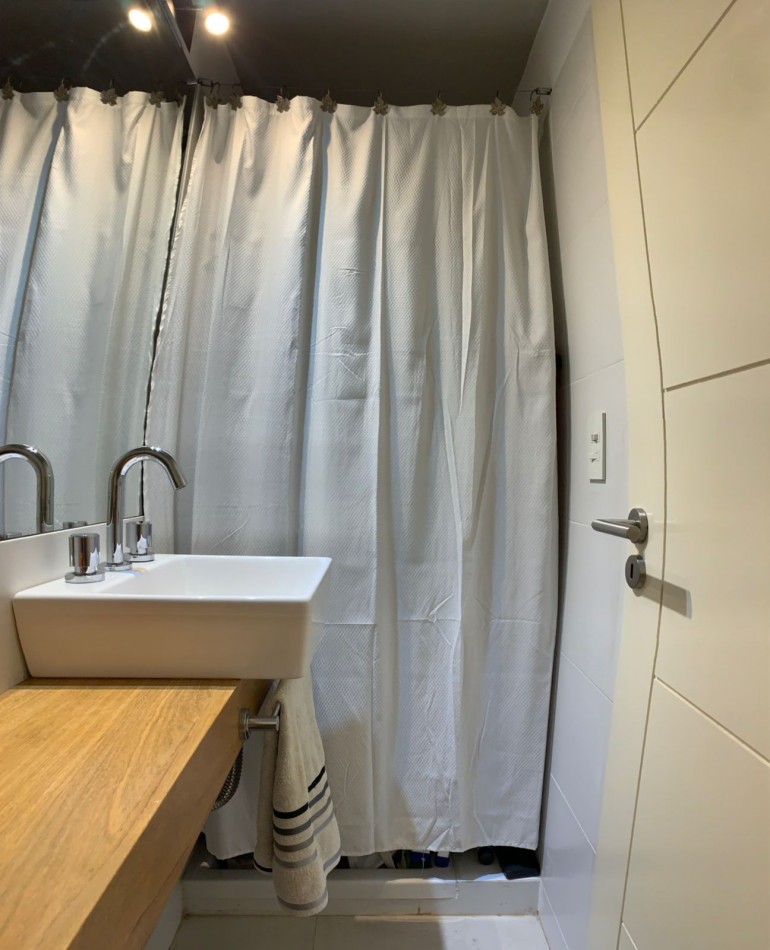 Alquiler Departamento de 3 ambientes con Cochera
