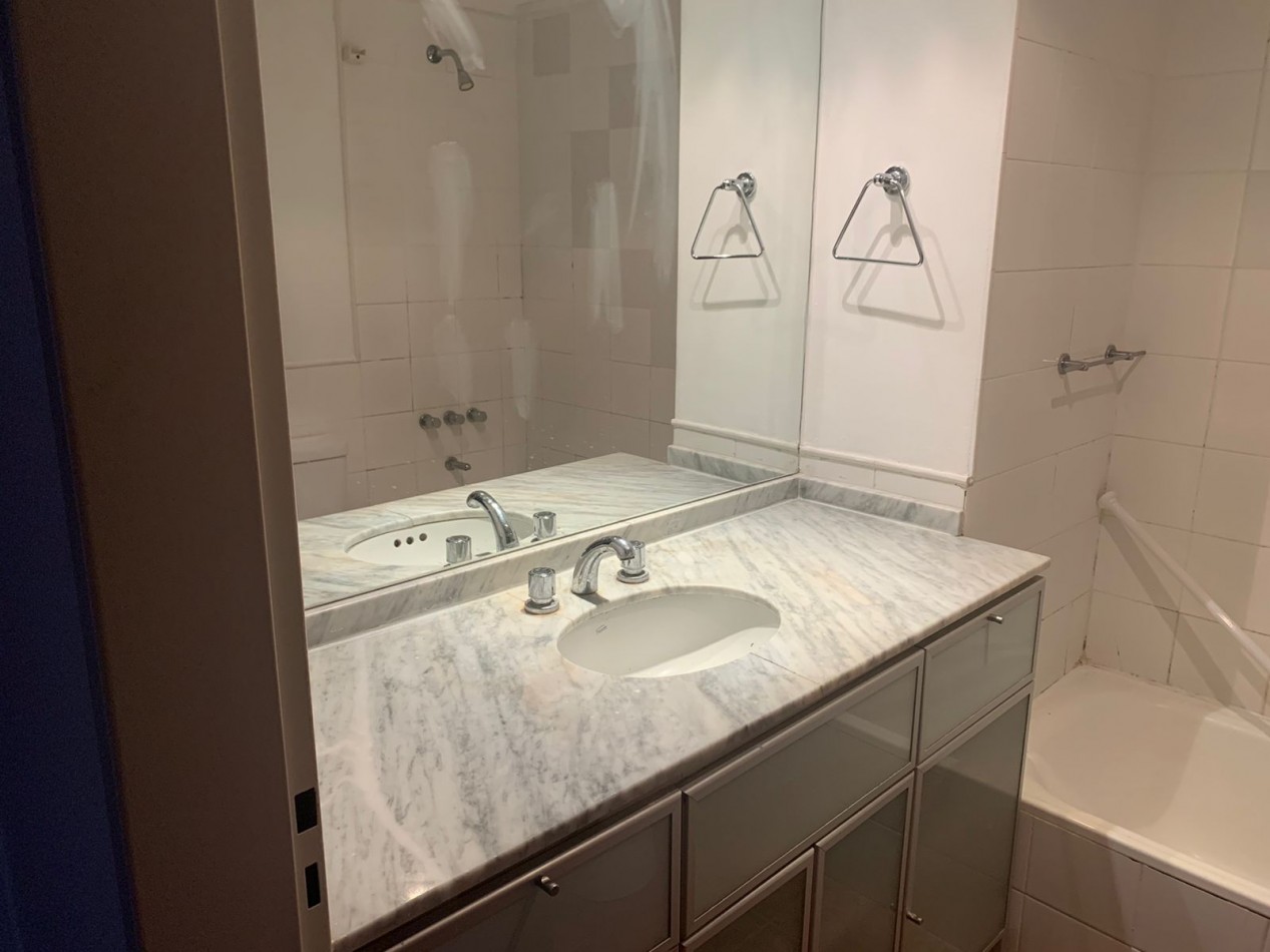 Alquiler Departamento 3 Ambientes con cochera y pileta en San Isidro