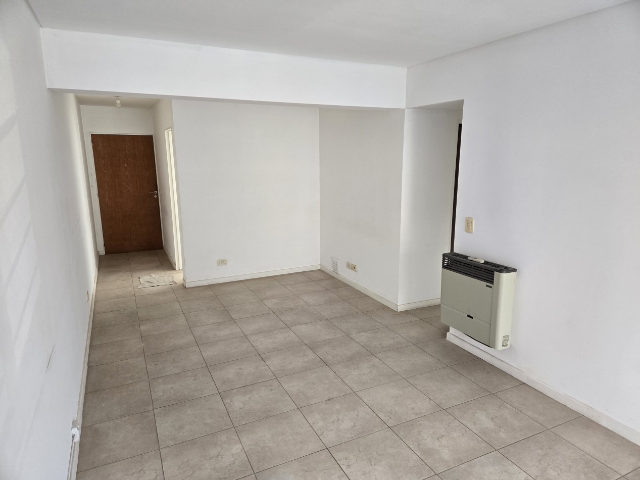Venta Departamento 3 ambientes c/Patio en San Isidro