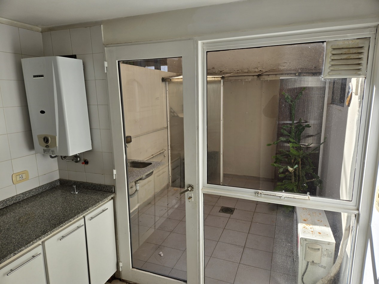 Venta Departamento 3 ambientes c/Patio en San Isidro