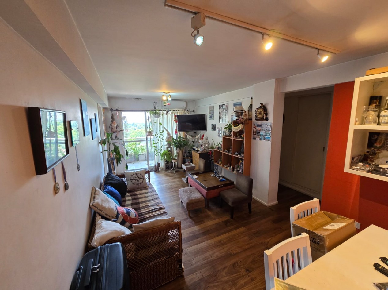 Venta Departamento 2 Ambientes con Cochera en Beccar con Increible Vista al Rio