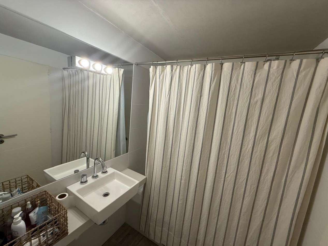 Venta Departamento 3 ambientes en San Isidro 