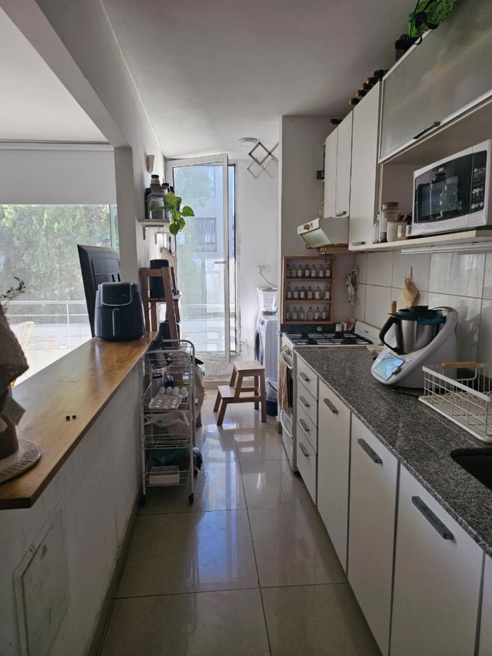 Alquiler Departamento de 3 Ambientes C/Cochera y Pileta en San Isidro