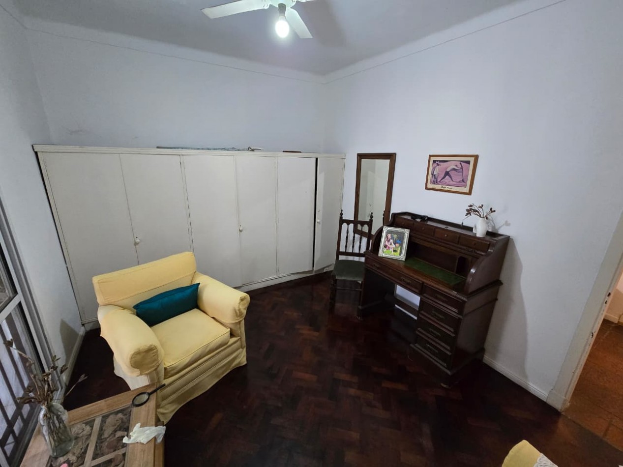 Venta Casa Sobre Lote Propio en La Calabria San Isidro.