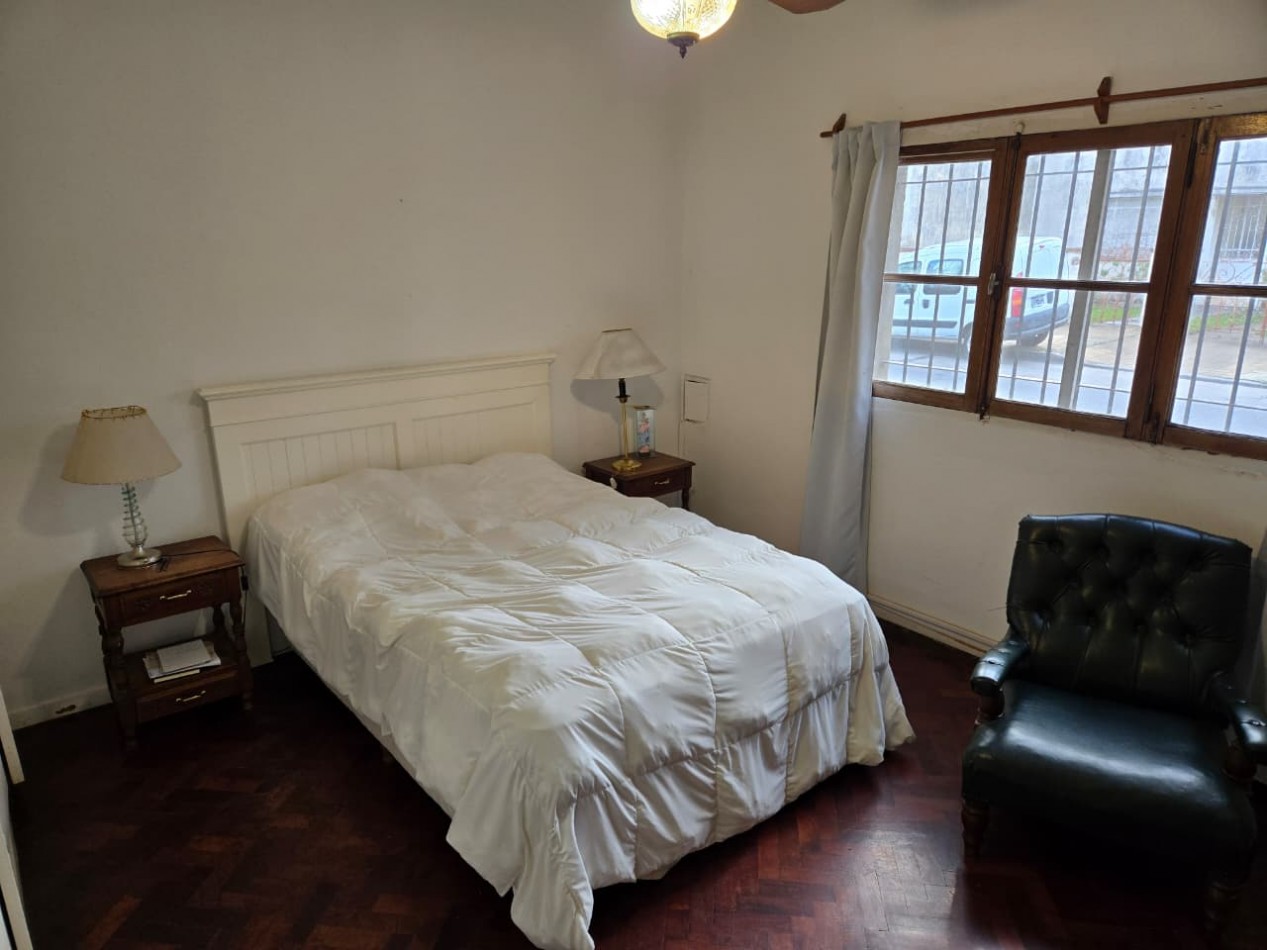 Venta Casa Sobre Lote Propio en La Calabria San Isidro.