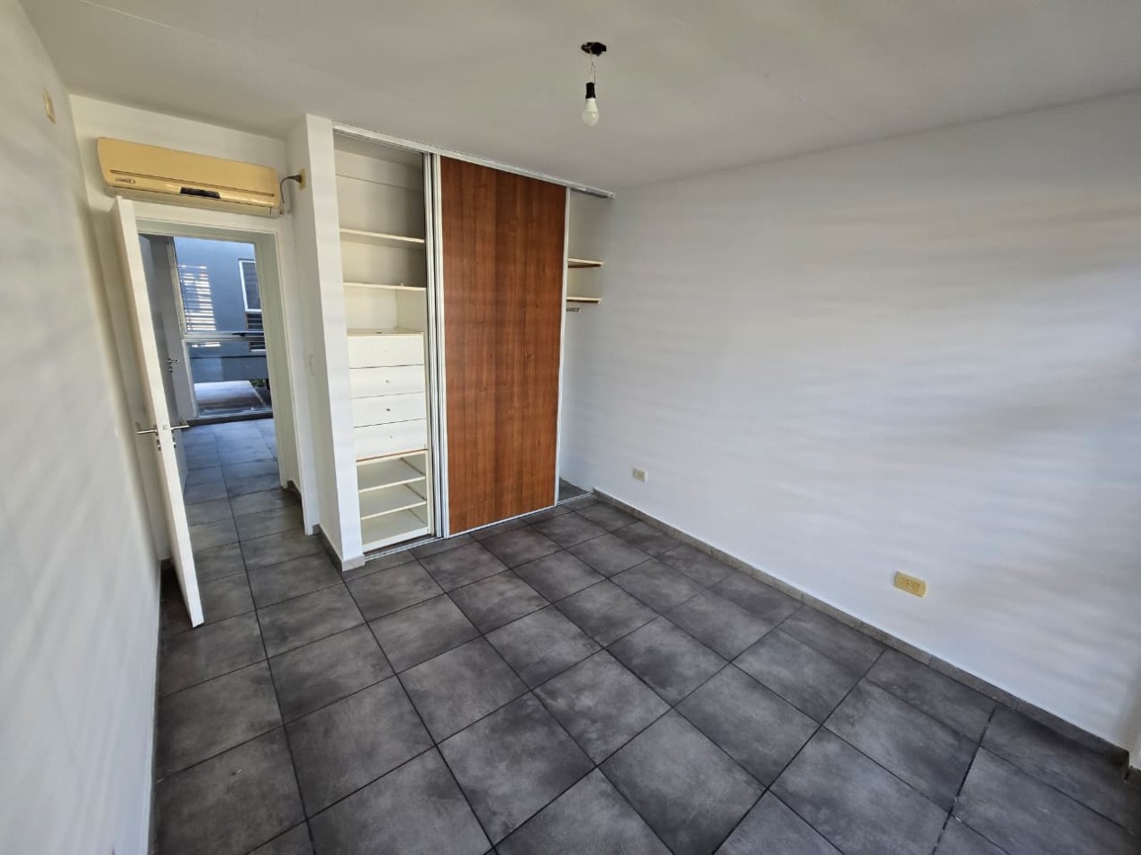 Alquiler Departamento 3 Ambientes con Cochera en San Isidro