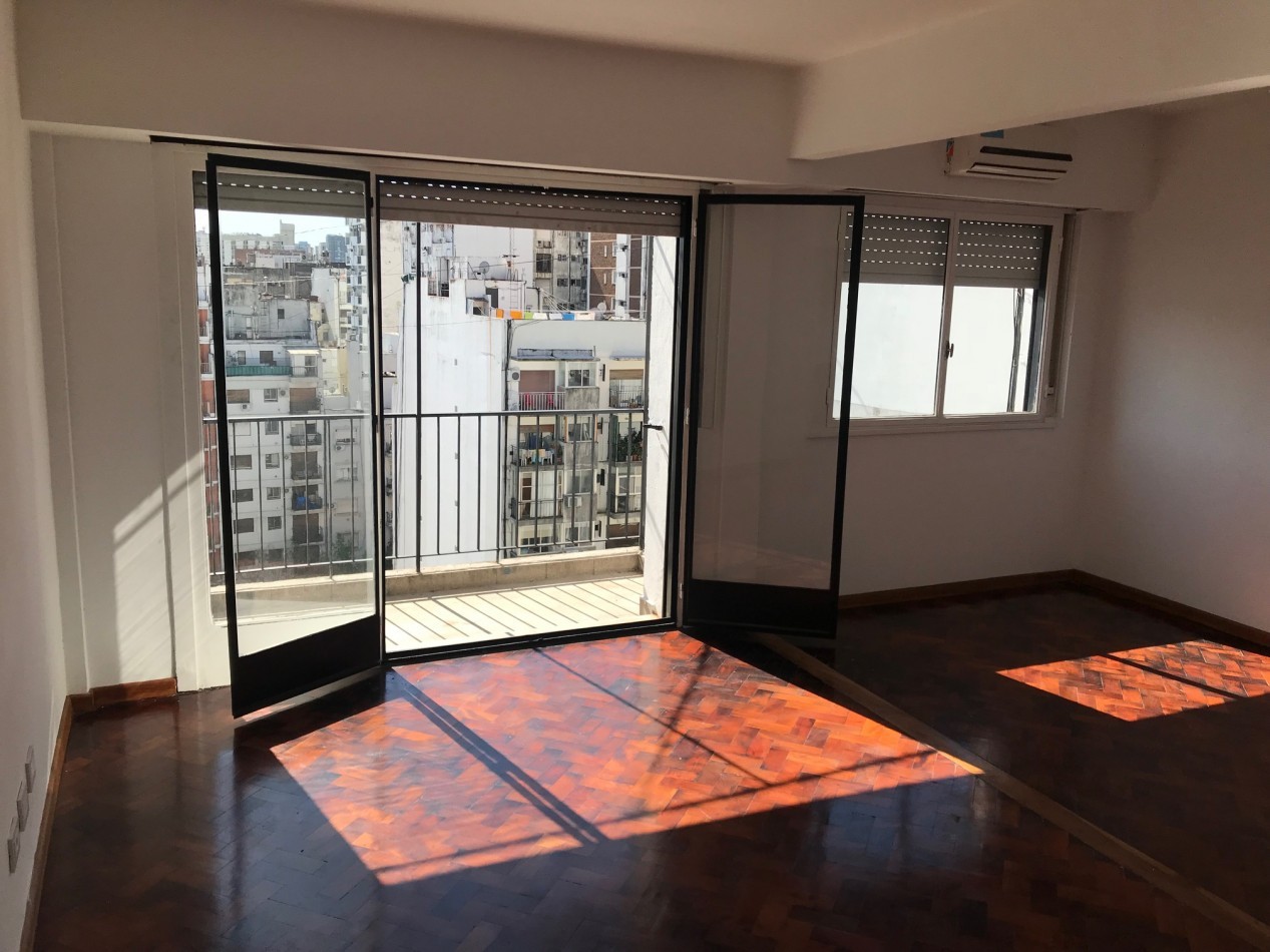 Venta Departamento de 2 ambientes en Recoleta. Apto Credito