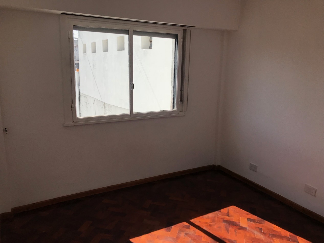 Venta Departamento de 2 ambientes en Recoleta. Apto Credito