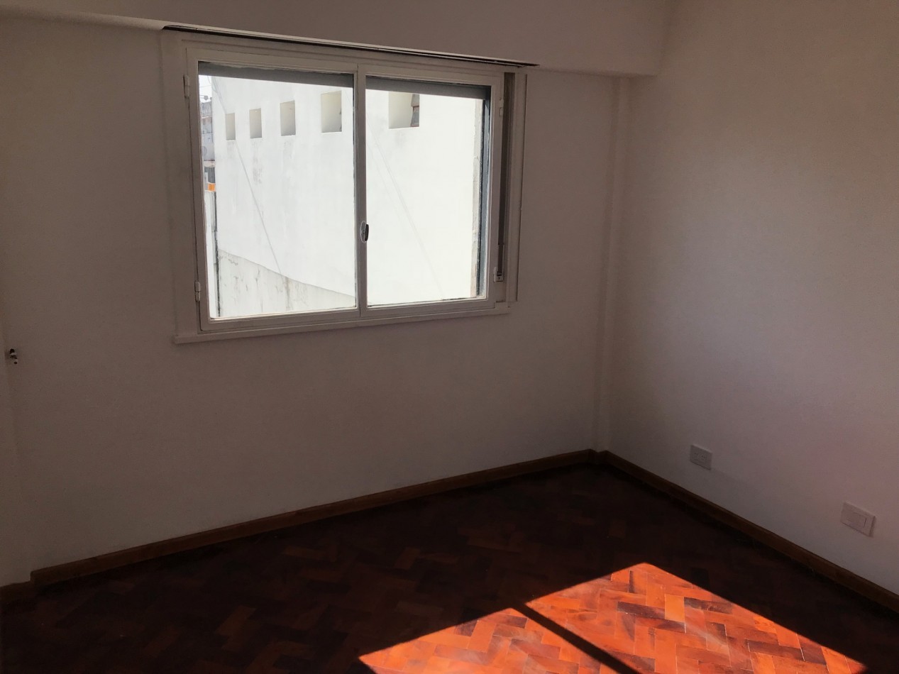 Venta Departamento de 2 ambientes en Recoleta. Apto Credito