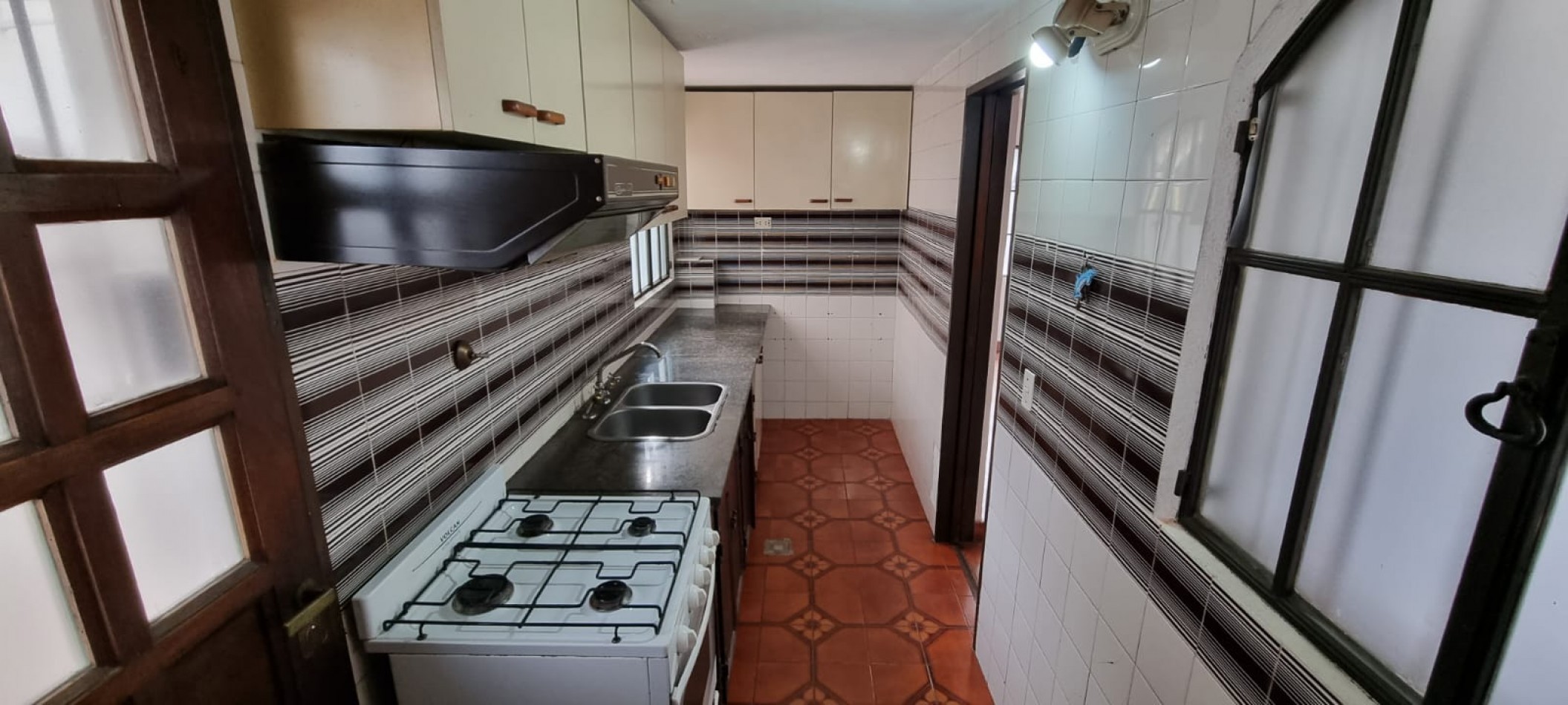 Alquiler Ph San Isidro, 4 Ambientes, Con terraza y cochera