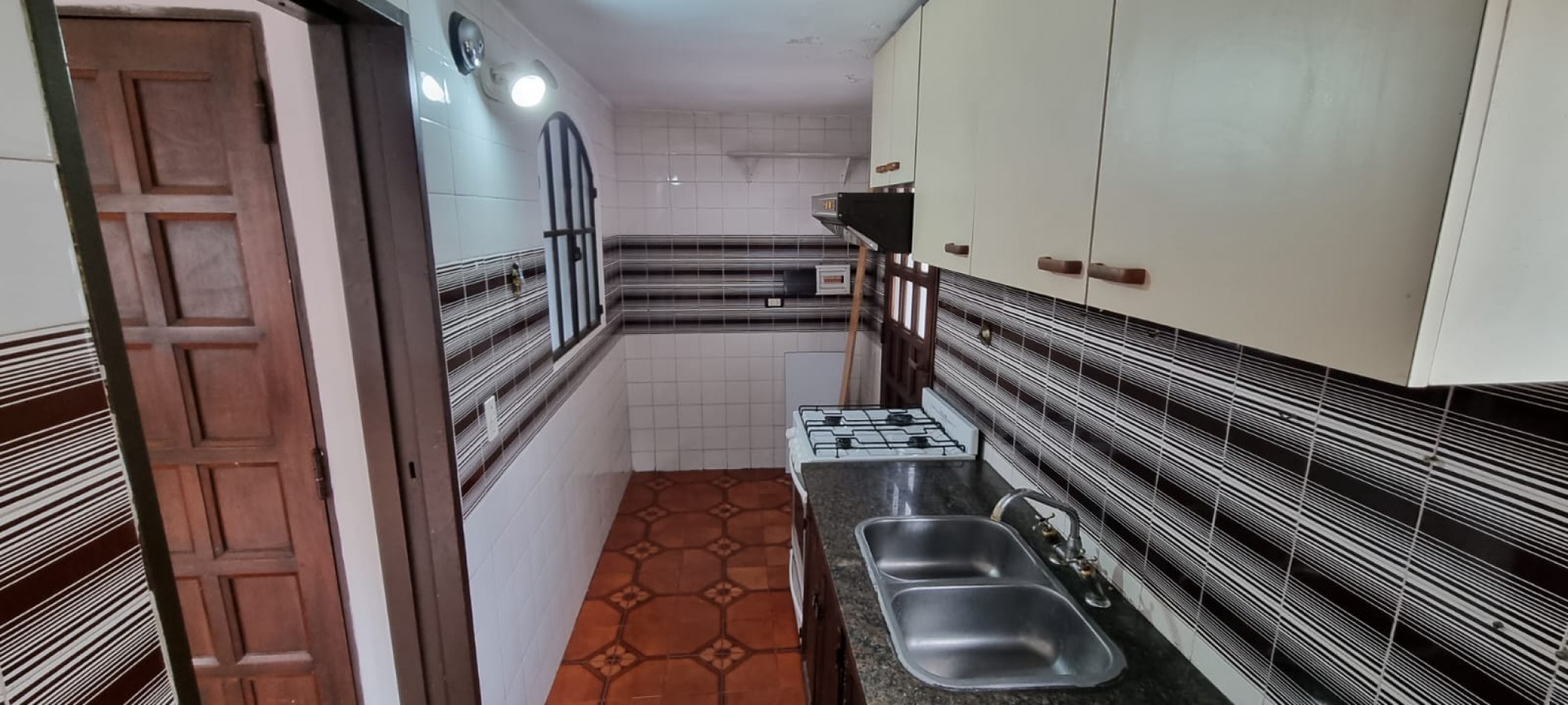 Alquiler Ph San Isidro, 4 Ambientes, Con terraza y cochera