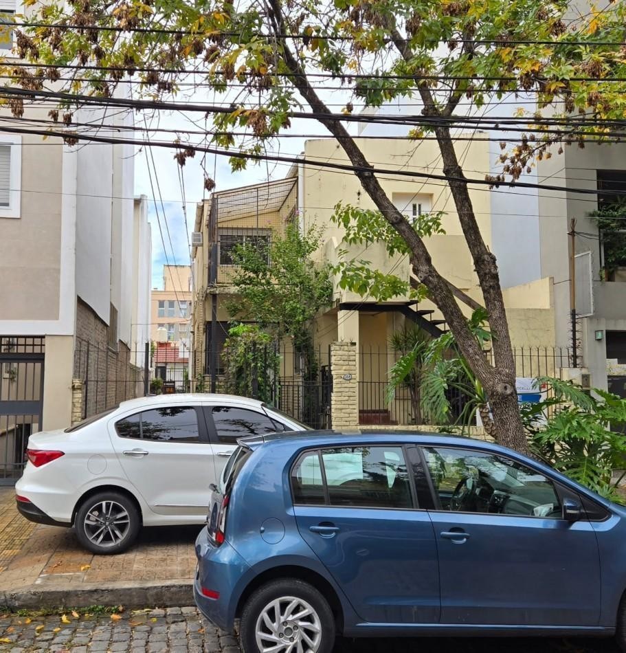 Venta Dos Ph de 3 Amb C/U se venden juntos, entrada independiente. No se pueden subdividir, en San Isidro