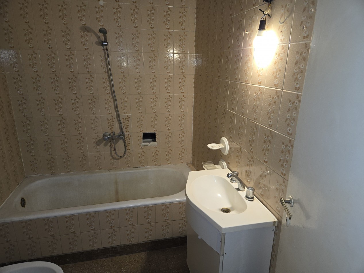 Venta Dos Ph de 3 Amb C/U se venden juntos, entrada independiente. No se pueden subdividir, en San Isidro