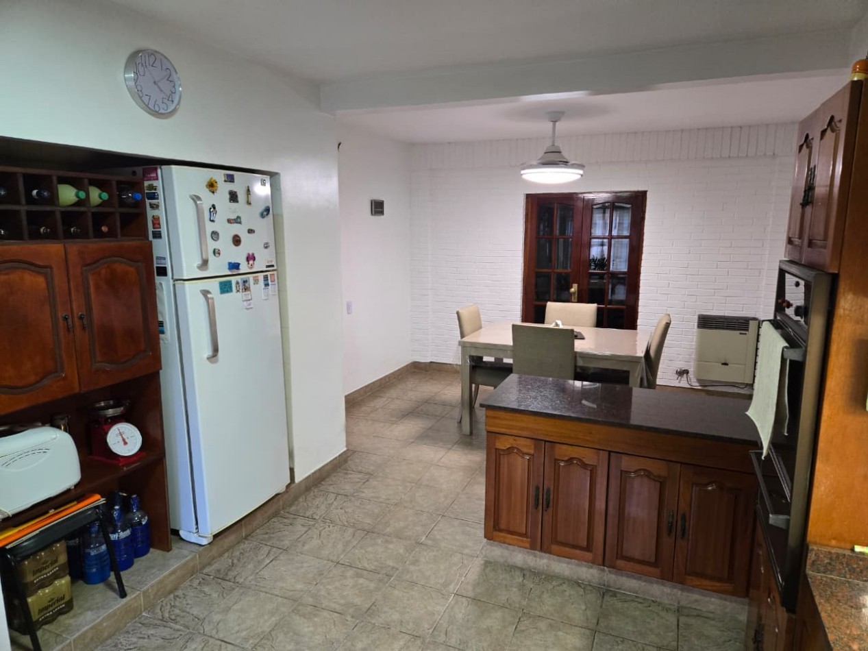 Casa en venta en San Isidro con jardin y pileta
