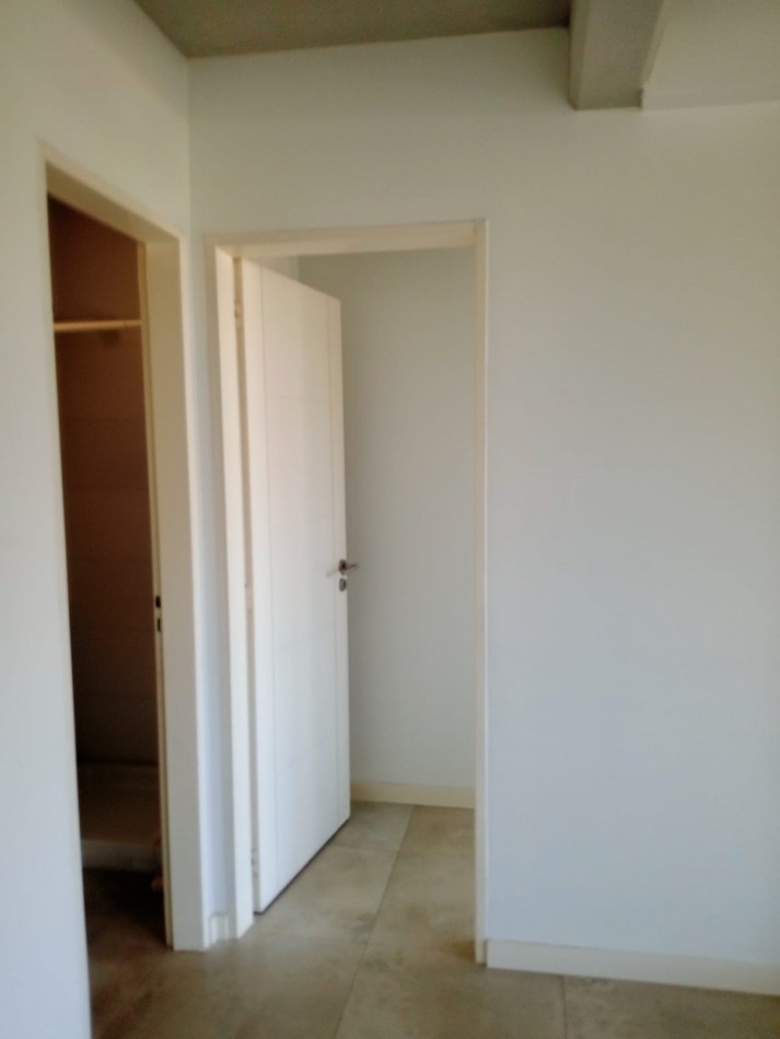 Alquiler Departamento de 2 ambientes con Cochera en San Isidro