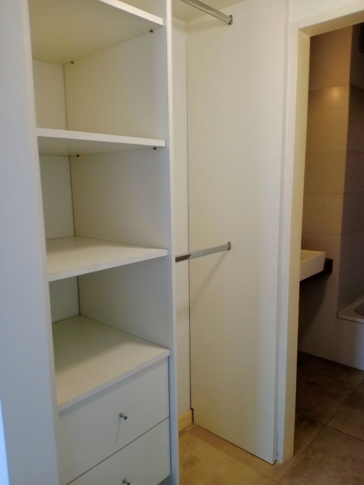 Alquiler Departamento de 2 ambientes con Cochera en San Isidro