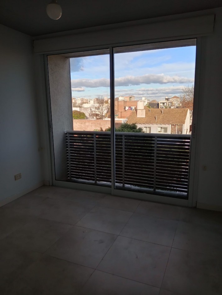 Alquiler Departamento de 2 ambientes con Cochera en San Isidro