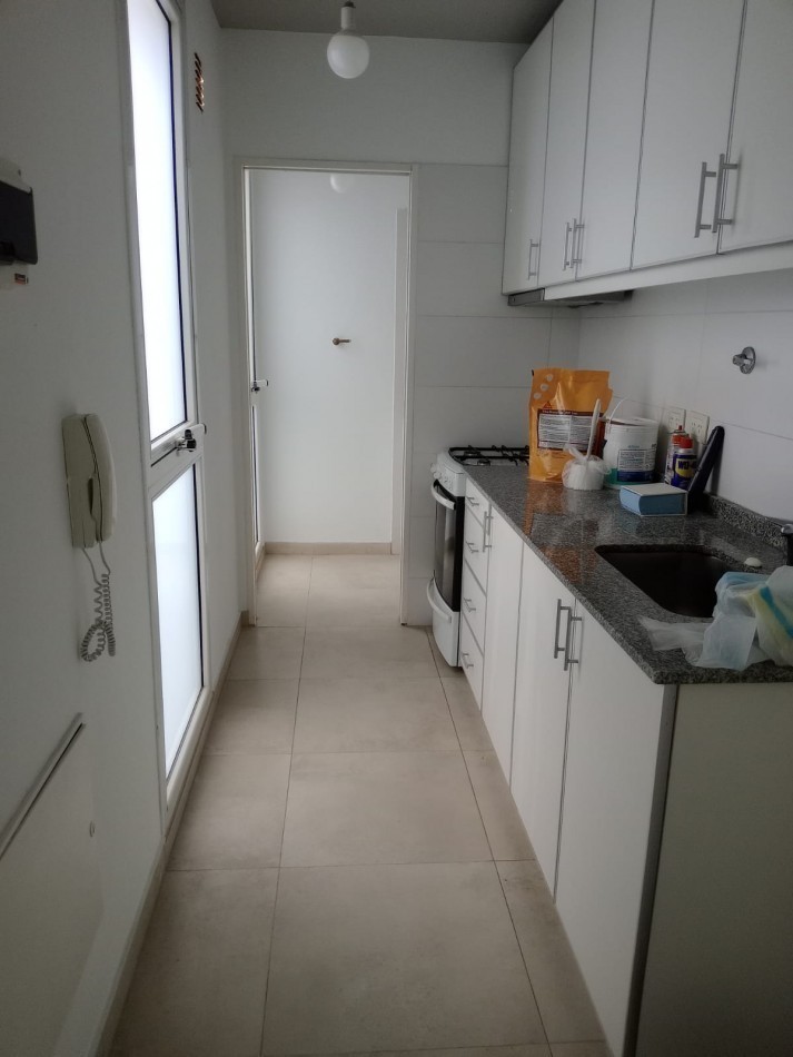 Alquiler Departamento de 2 ambientes con Cochera en San Isidro