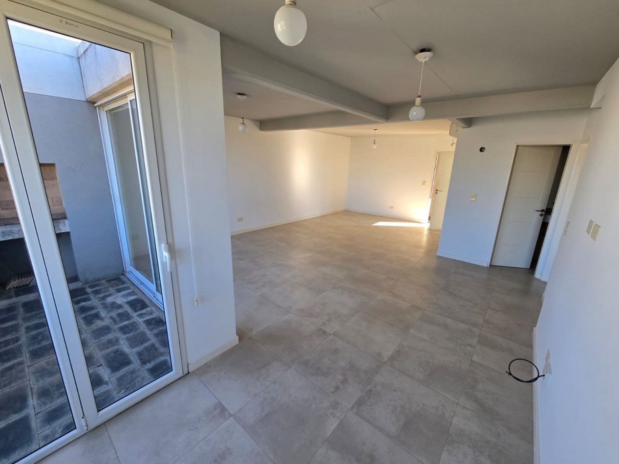 Alquiler Departamento de 2 ambientes con Cochera en San Isidro
