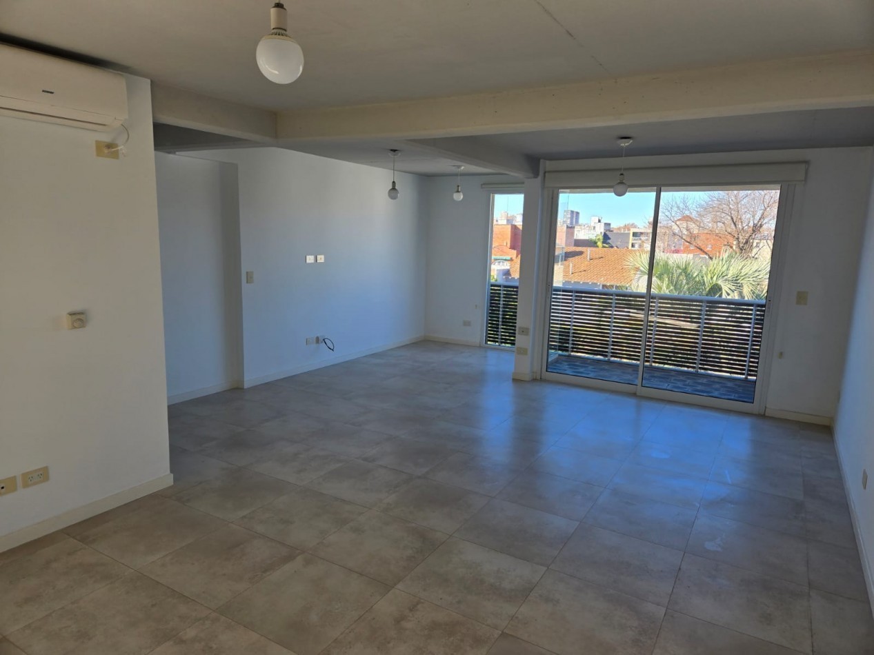 Alquiler Departamento de 2 ambientes con Cochera en San Isidro