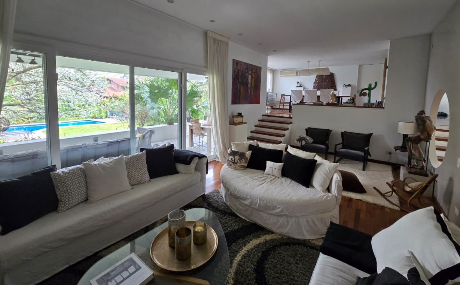 Impecable Casa Moderna en Venta en Lomas de San Isidro