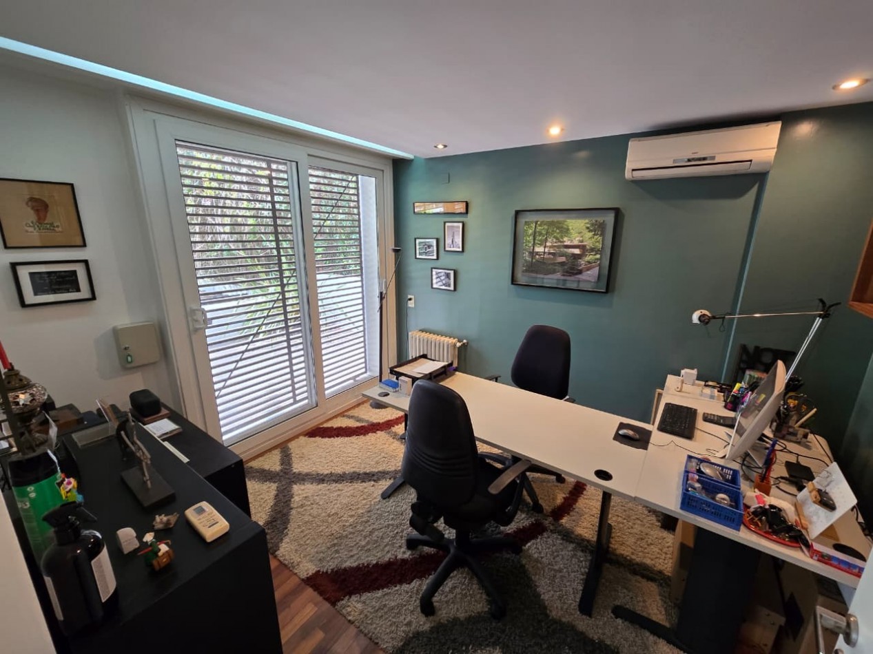 Impecable Casa Moderna en Venta en Lomas de San Isidro