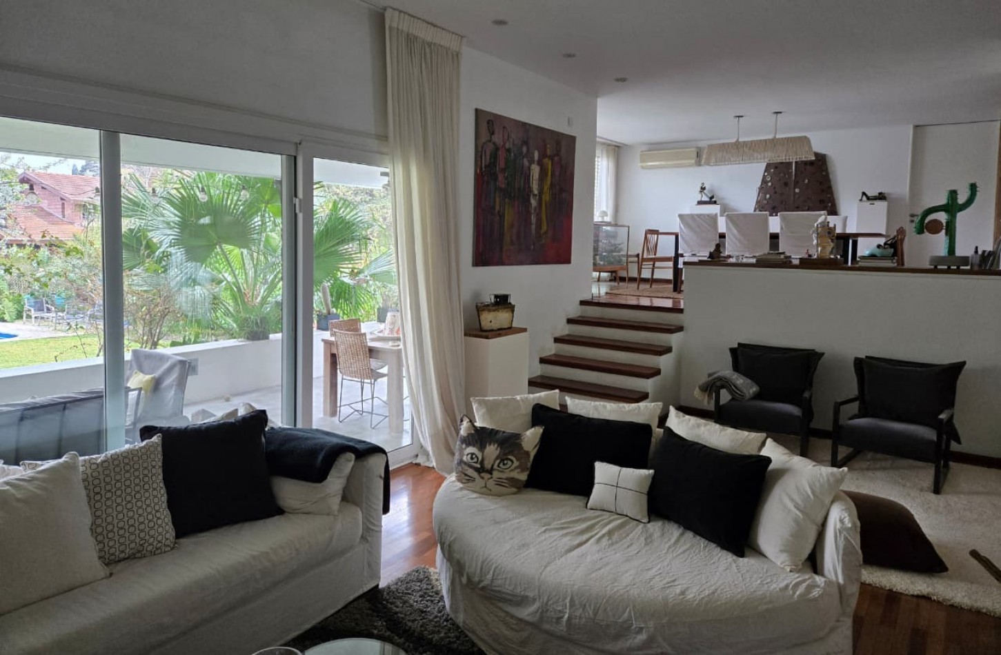 Impecable Casa Moderna en Venta en Lomas de San Isidro
