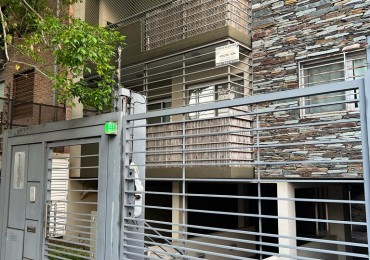 Venta Departamento de 3 ambientes en San Isidro con Cochera